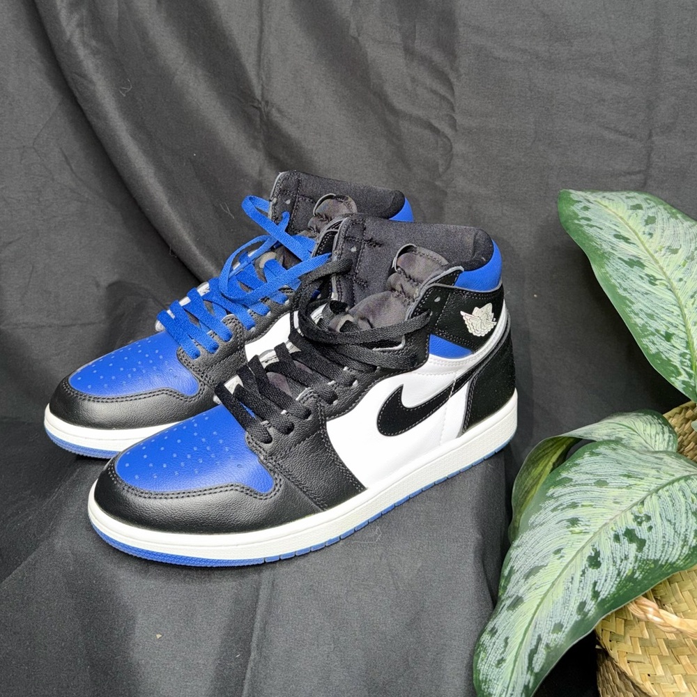 Jordan 1 royal toe